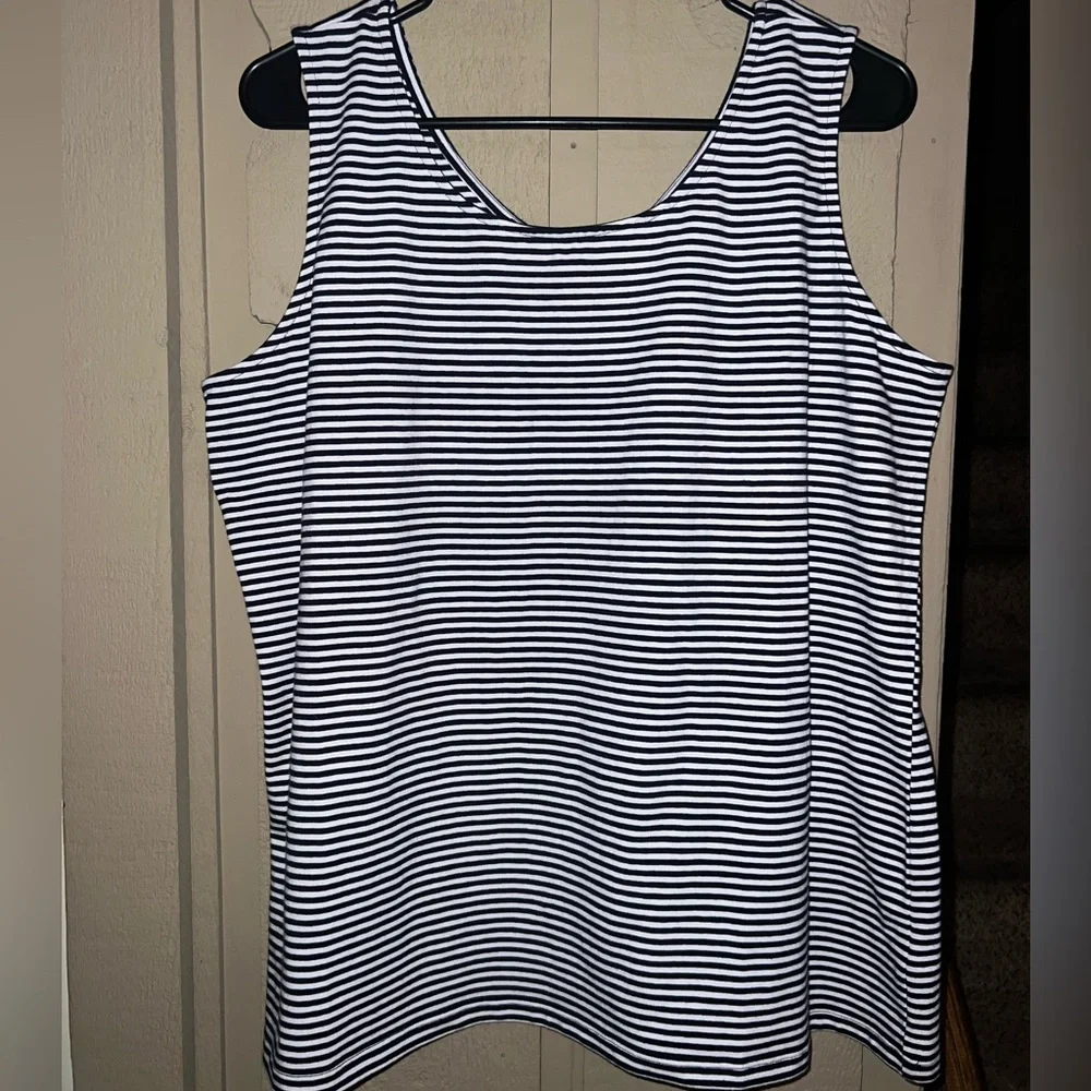Talbots Tank Trio - Picture 6 of 9